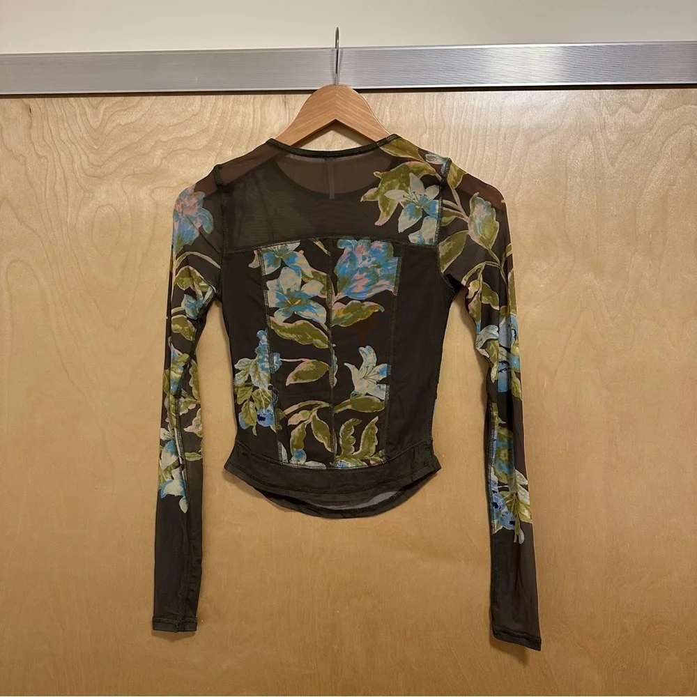 Free People Betty’s Garden Top - Picture 2 of 3